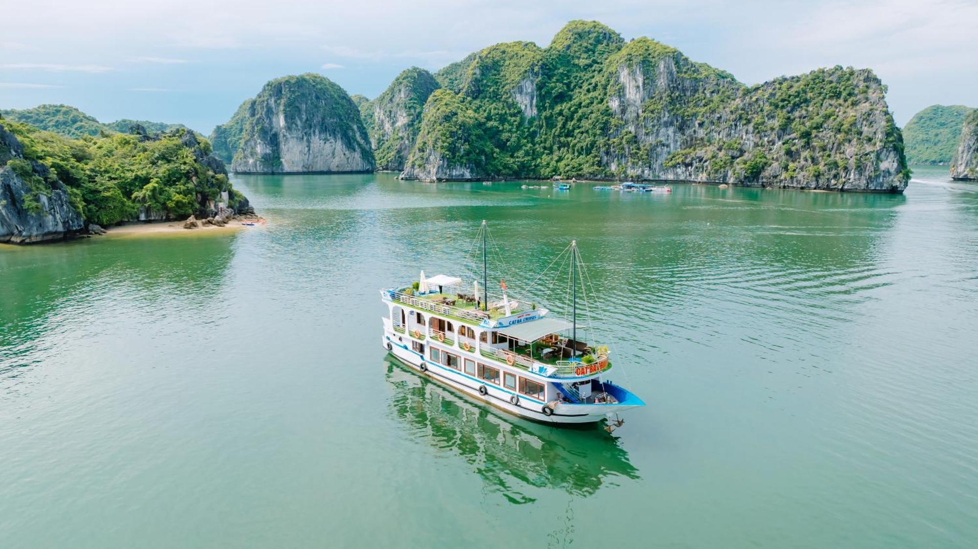 Venezia Cruises Hotel Ha Long Exterior photo