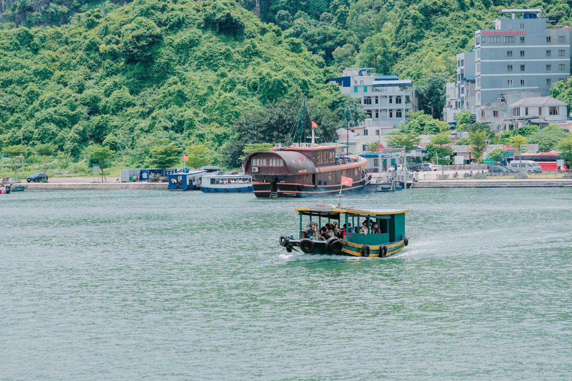 Venezia Cruises Hotel Ha Long Exterior photo