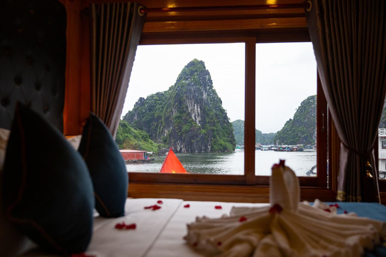 Venezia Cruises Hotel Ha Long Exterior photo