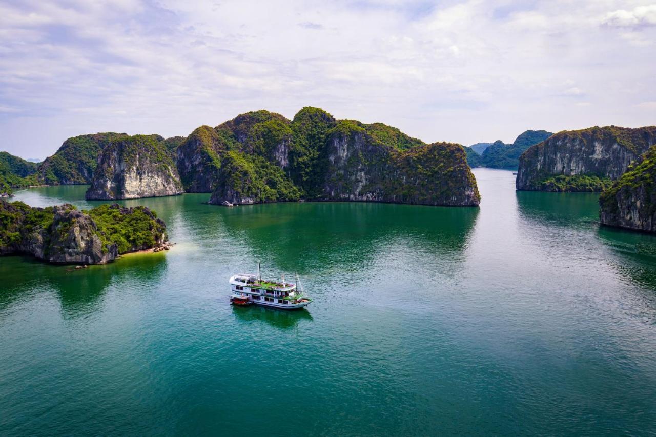 Venezia Cruises Hotel Ha Long Exterior photo